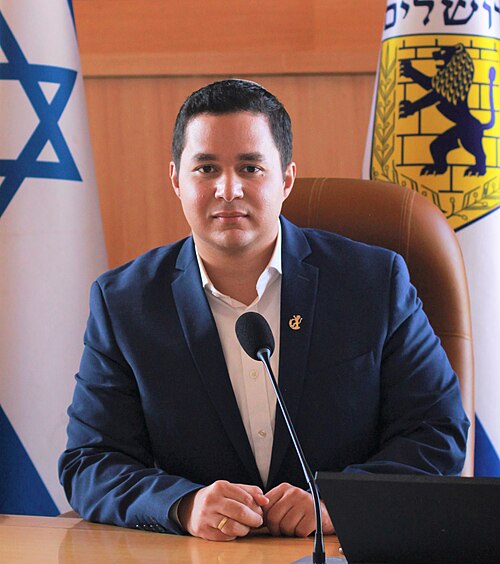 דן אילוז
